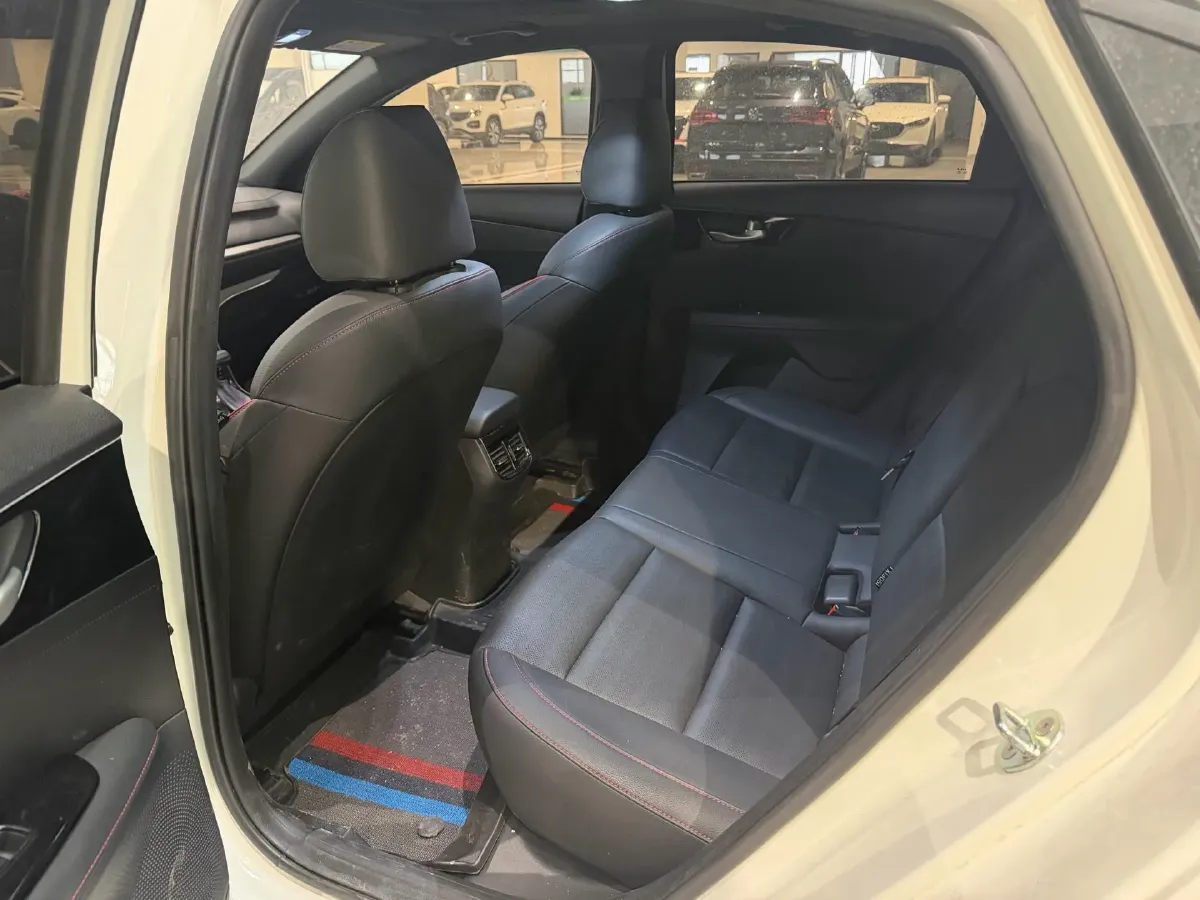 2021 Kia K3 1.4T 130HP L4 7DCT,autocango,china used car exporter,china ev exporter,chinese used car exporter,chinese used ev exporter