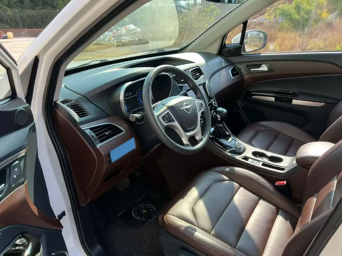 2017 HaiMa Family F7 1.5T 165HP L4 6AT,autocango,china used car exporter,china ev exporter,chinese used car exporter,chinese used ev exporter