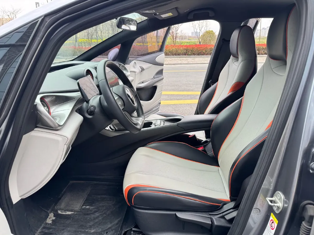 2021 Ford Escort 1.5L 122HP L3 6AT,autocango,china used car exporter,china ev exporter,chinese used car exporter,chinese used ev exporter