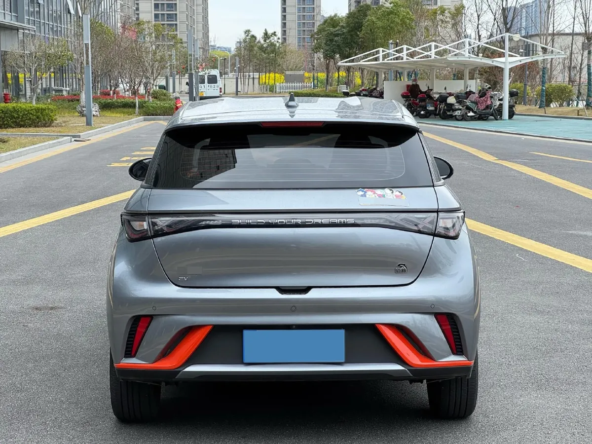 2021 Ford Escort 1.5L 122HP L3 6AT,autocango,china used car exporter,china ev exporter,chinese used car exporter,chinese used ev exporter