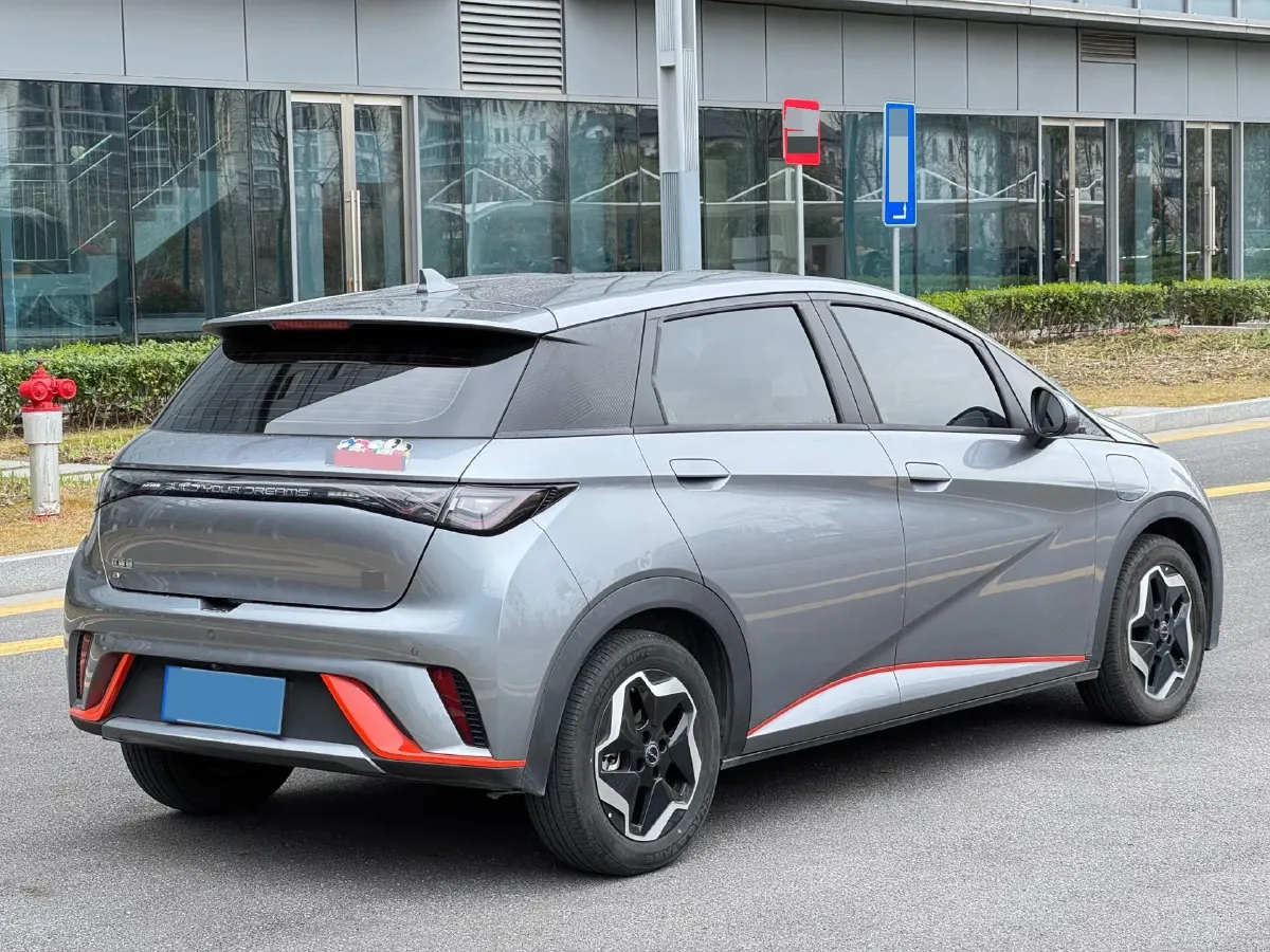 2021 Ford Escort 1.5L 122HP L3 6AT,autocango,china used car exporter,china ev exporter,chinese used car exporter,chinese used ev exporter