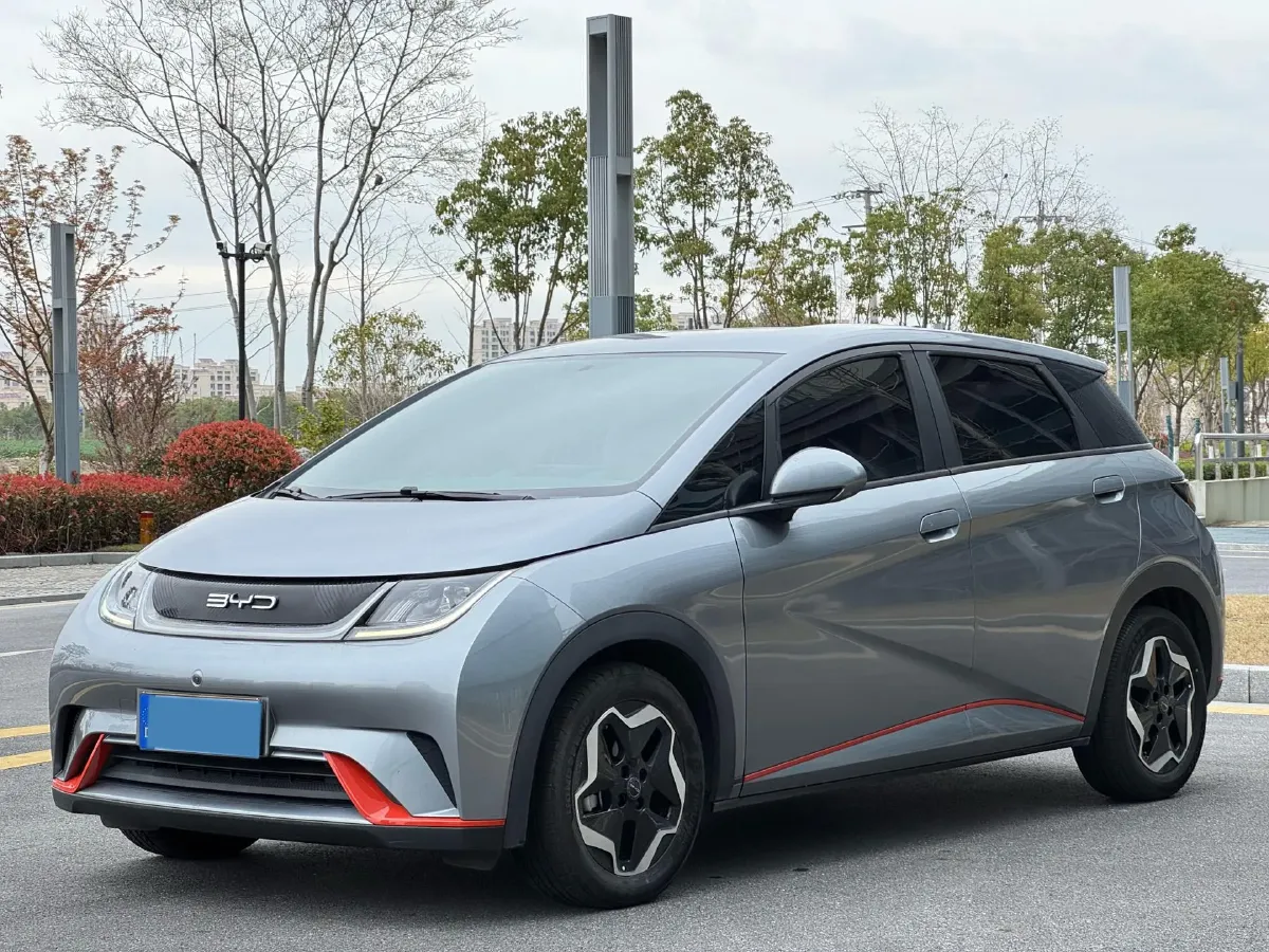 2021 Ford Escort 1.5L 122HP L3 6AT,autocango,china used car exporter,china ev exporter,chinese used car exporter,chinese used ev exporter