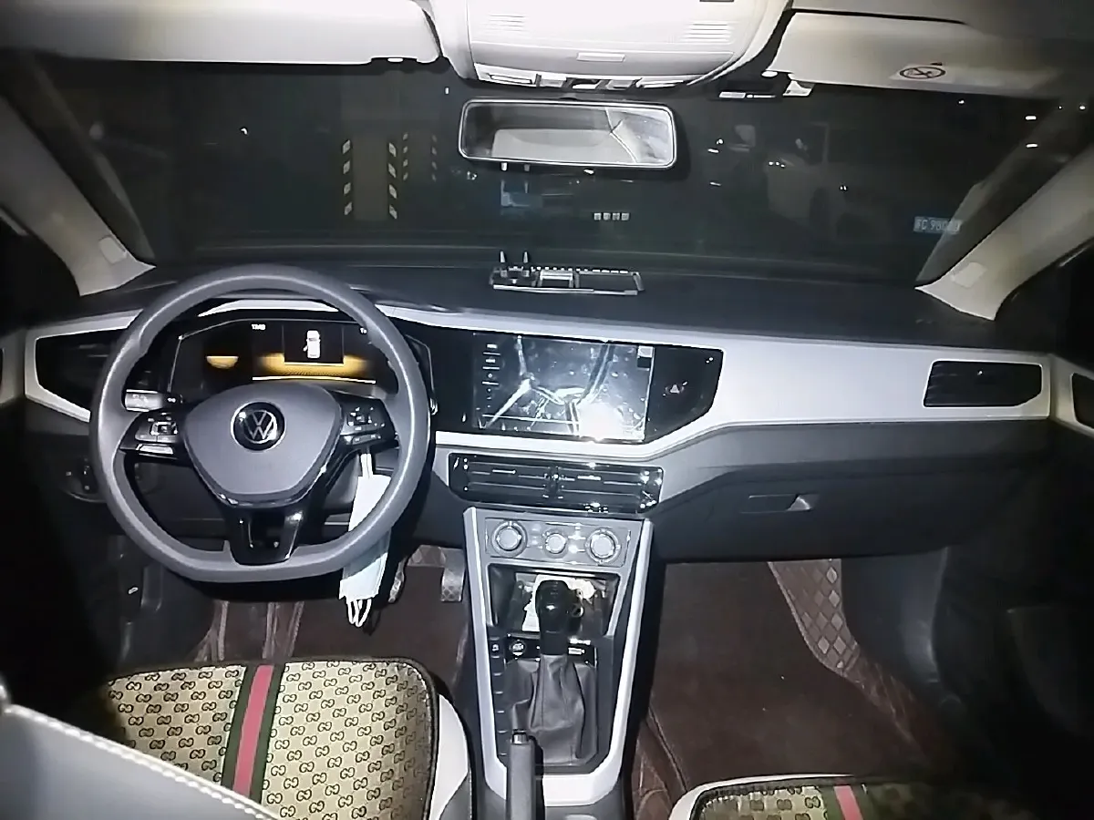 2023 Volkswagen Polo 1.5L 113HP L4 6AT,autocango,china used car exporter,china ev exporter,chinese used car exporter,chinese used ev exporter