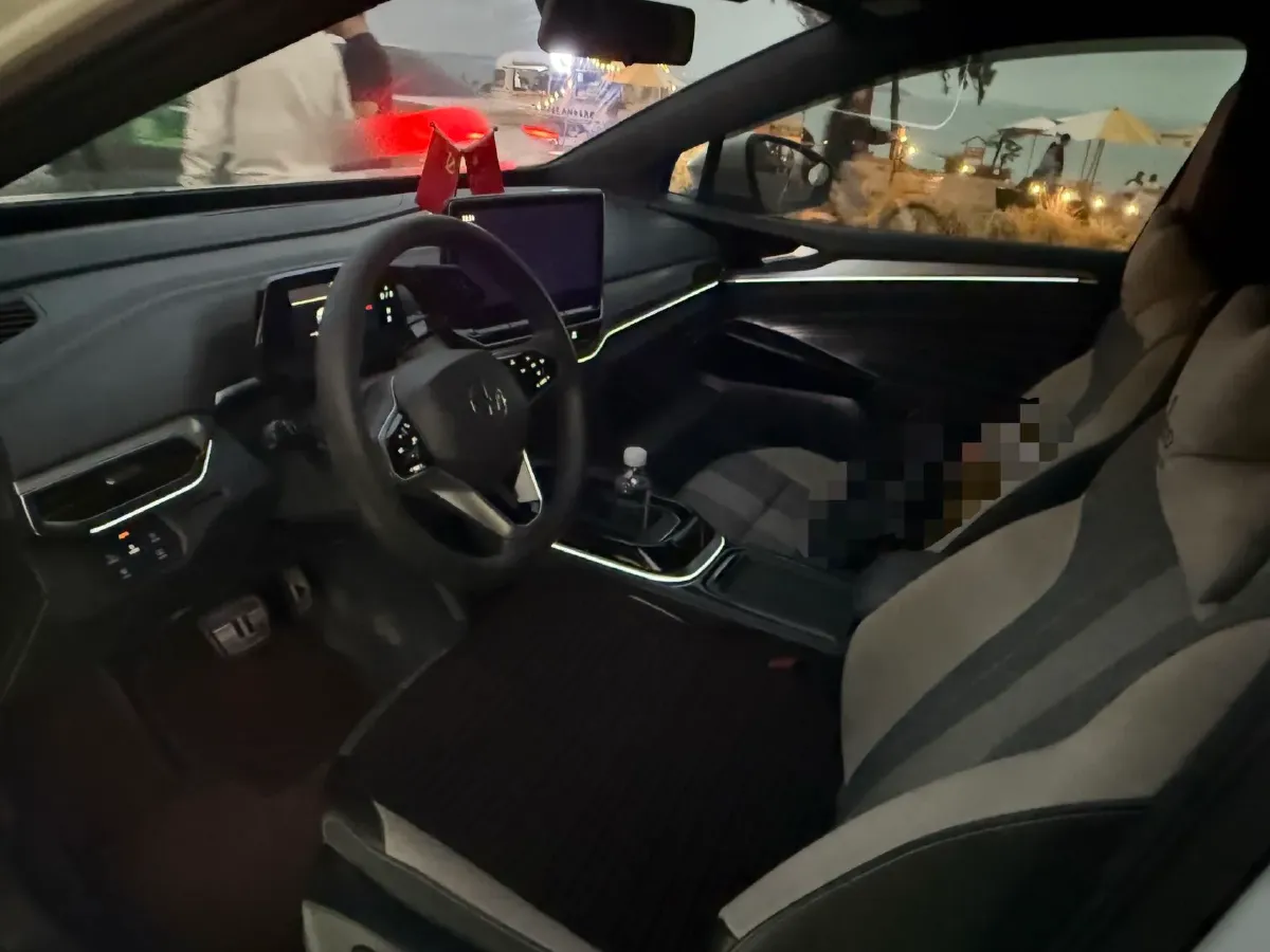 2024 Volkswagen ID.4 Crozz BEV 55.7KWH,autocango,china used car exporter,china ev exporter,chinese used car exporter,chinese used ev exporter