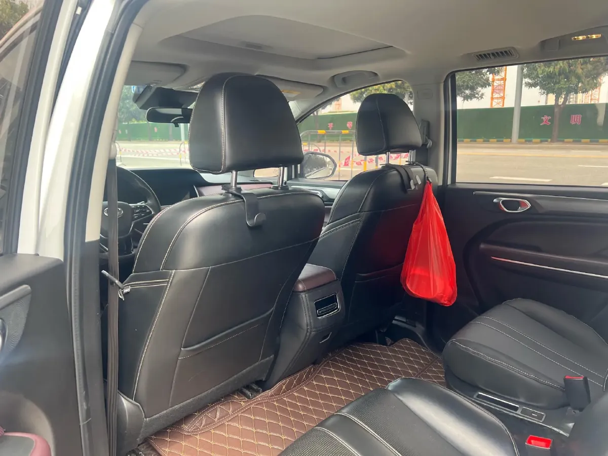 2023 GAC Trumpchi M6 1.5T 177HP L4 7DCT,autocango,china used car exporter,china ev exporter,chinese used car exporter,chinese used ev exporter