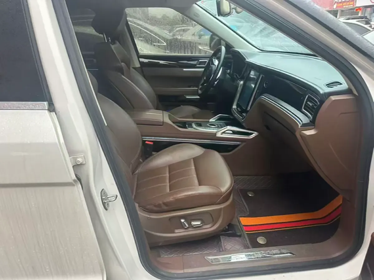 2017 Zotye T700 1.8T 177HP L4 6DCT,autocango,china used car exporter,china ev exporter,chinese used car exporter,chinese used ev exporter