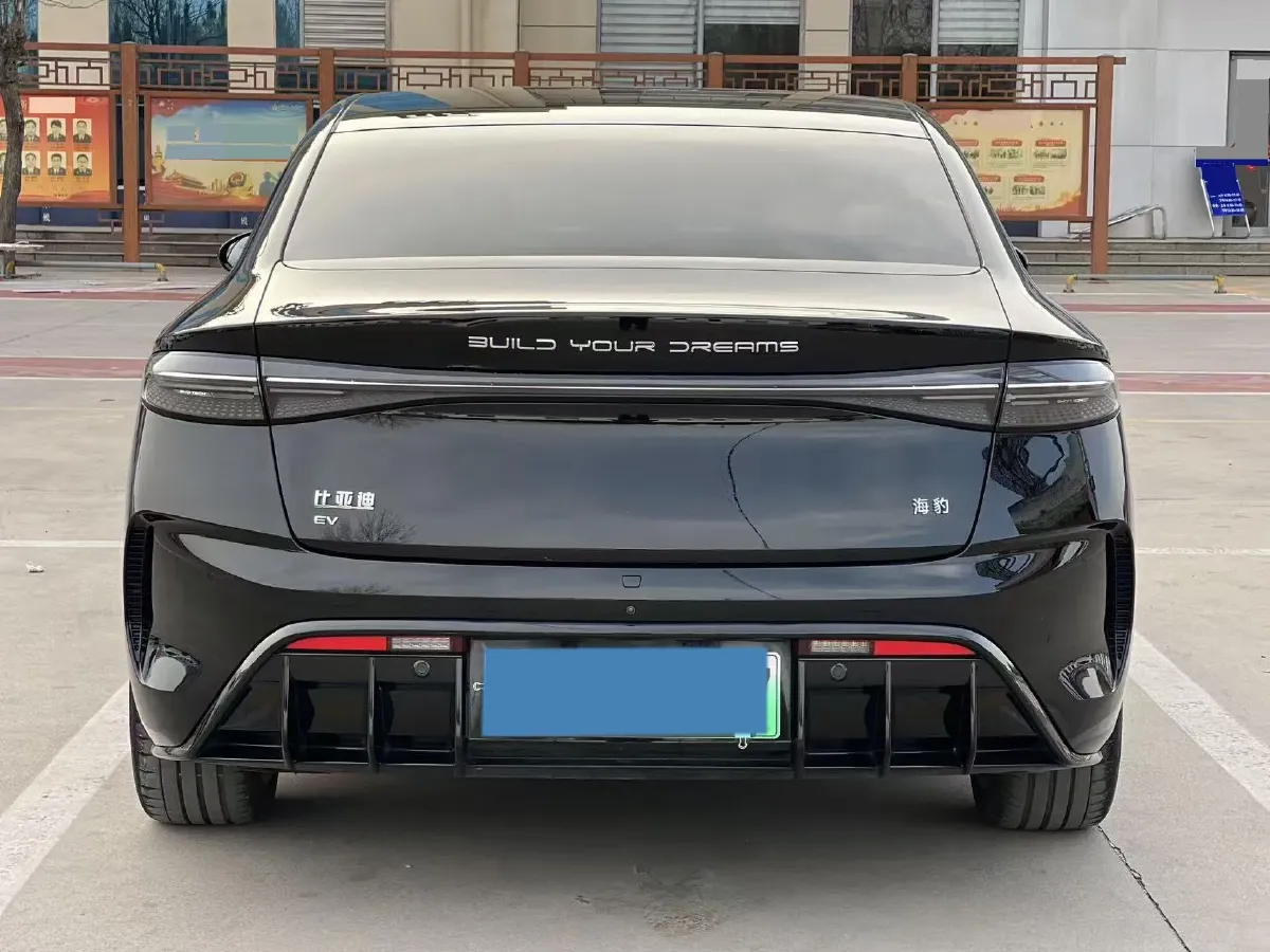 2022 AITO AITO M5 Range Extended 125HP REEV 40KWH,autocango,china used car exporter,china ev exporter,chinese used car exporter,chinese used ev exporter