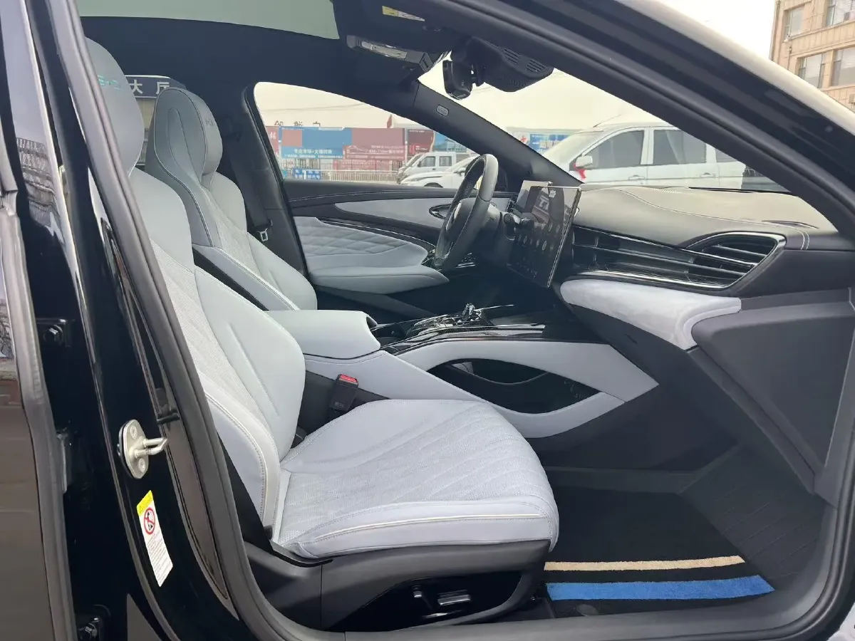 2022 AITO AITO M5 Range Extended 125HP REEV 40KWH,autocango,china used car exporter,china ev exporter,chinese used car exporter,chinese used ev exporter