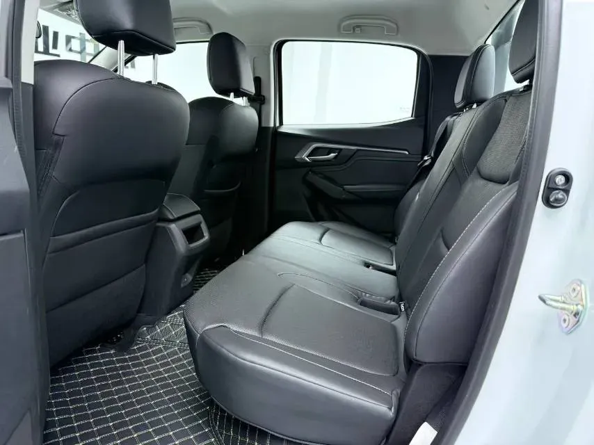 2023 Isuzu LingTuo 2.5T 150HP L4 8AT,autocango,china used car exporter,china ev exporter,chinese used car exporter,chinese used ev exporter