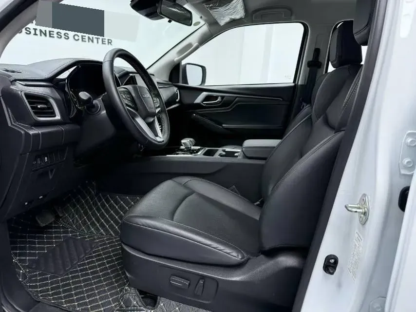 2023 Isuzu LingTuo 2.5T 150HP L4 8AT,autocango,china used car exporter,china ev exporter,chinese used car exporter,chinese used ev exporter