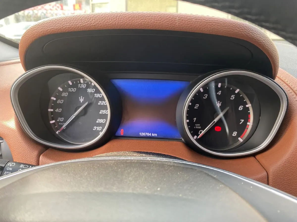 2018 Maserati Levante 3.0T 350HP V6 8AT,autocango,china used car exporter,china ev exporter,chinese used car exporter,chinese used ev exporter