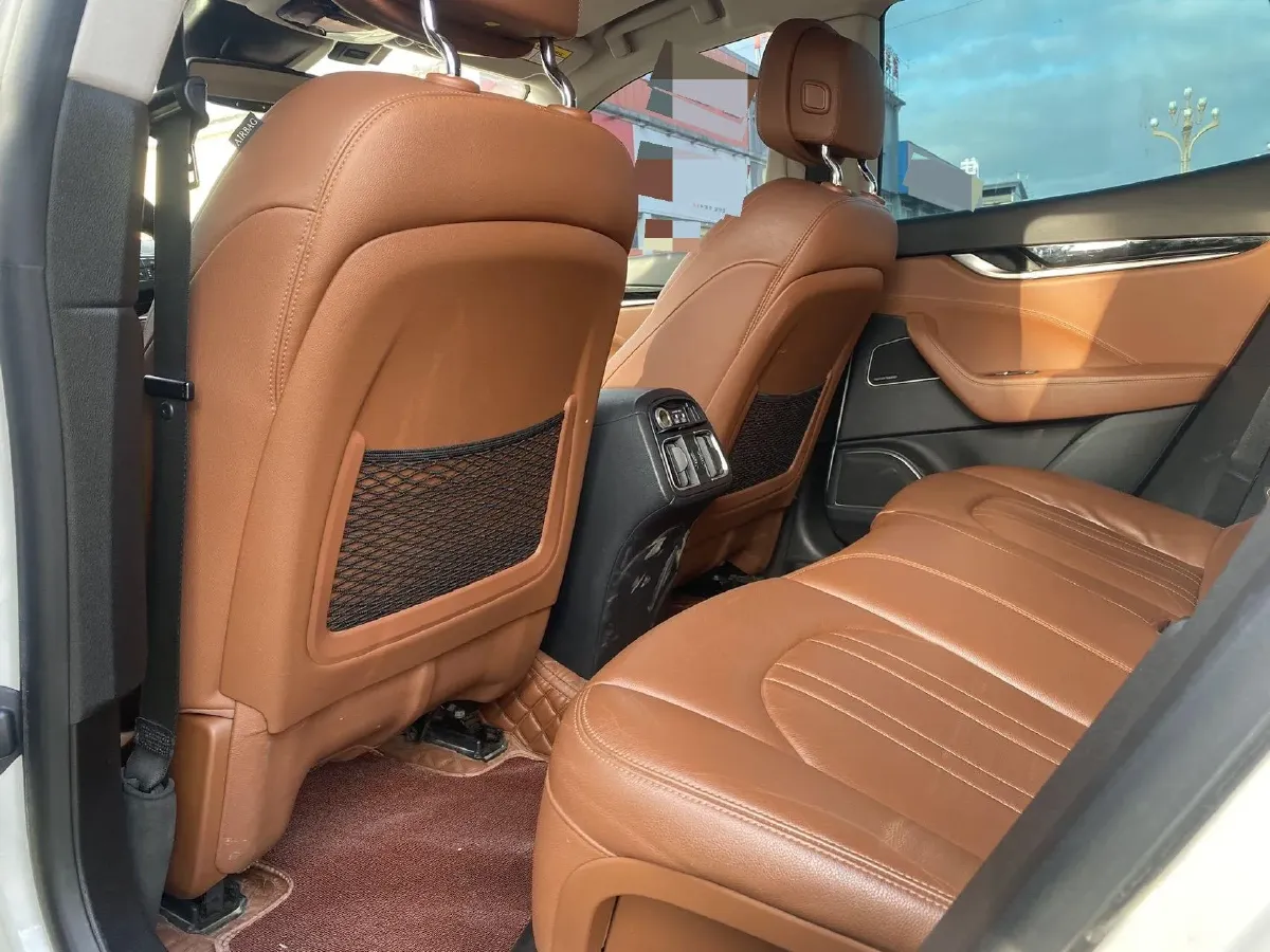 2018 Maserati Levante 3.0T 350HP V6 8AT,autocango,china used car exporter,china ev exporter,chinese used car exporter,chinese used ev exporter