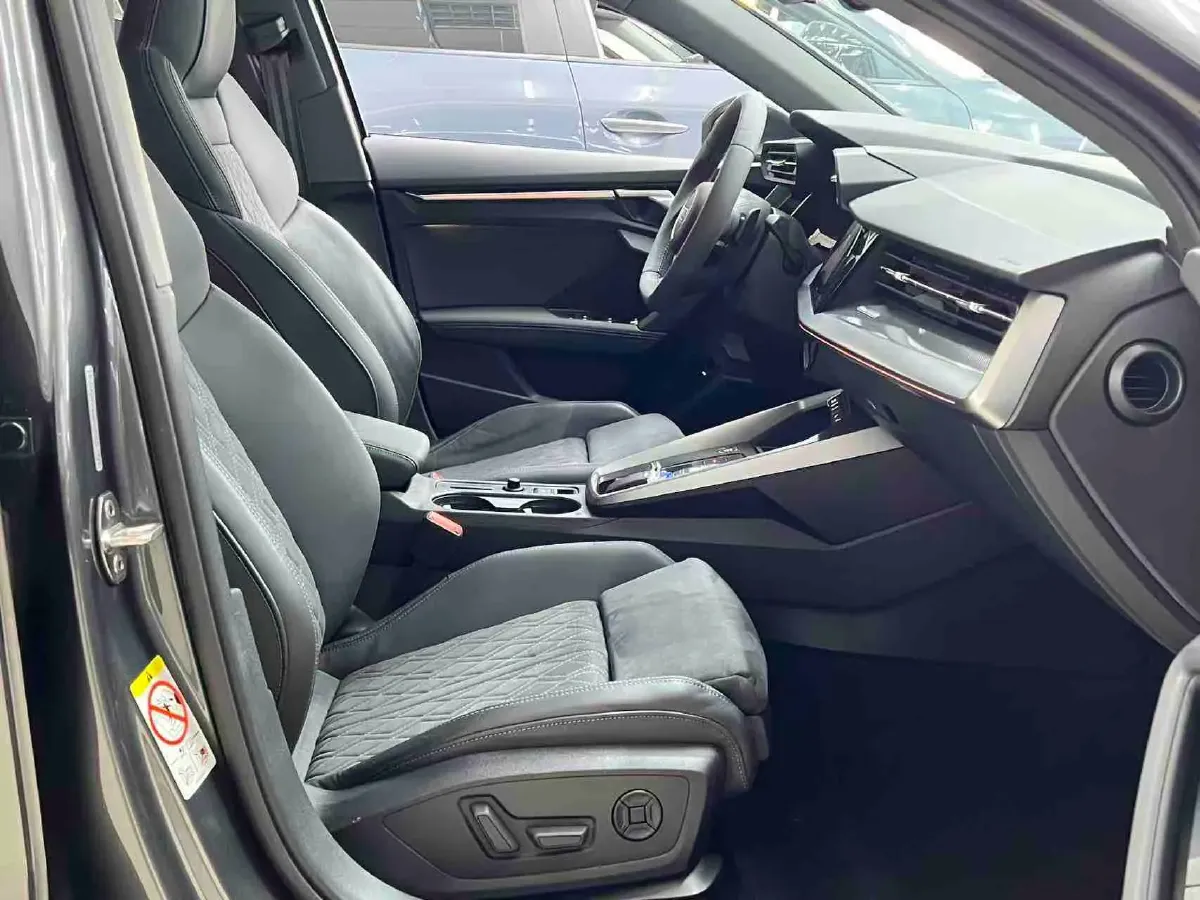 2022 Audi A3 1.4T 150HP L4 7DCT,autocango,china used car exporter,china ev exporter,chinese used car exporter,chinese used ev exporter