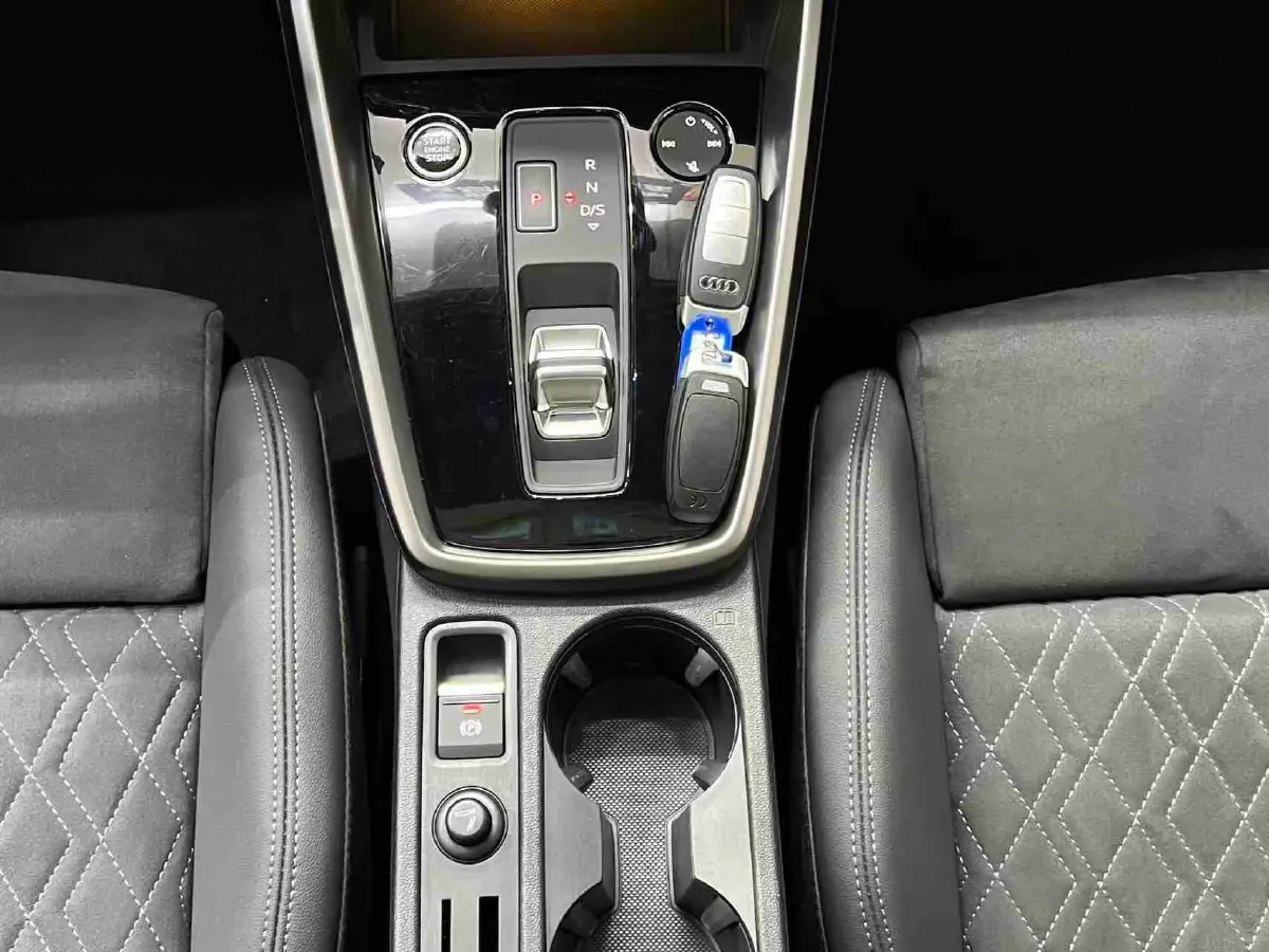 2022 Audi A3 1.4T 150HP L4 7DCT,autocango,china used car exporter,china ev exporter,chinese used car exporter,chinese used ev exporter