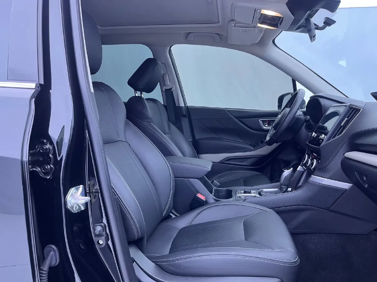 2022 Subaru Forester 2.0L 154HP H4 CVT,autocango,china used car exporter,china ev exporter,chinese used car exporter,chinese used ev exporter