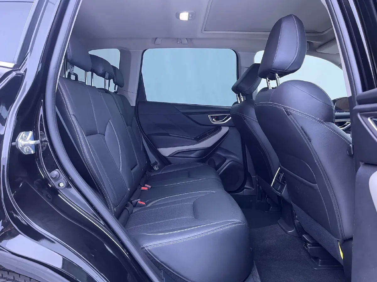 2022 Subaru Forester 2.0L 154HP H4 CVT,autocango,china used car exporter,china ev exporter,chinese used car exporter,chinese used ev exporter