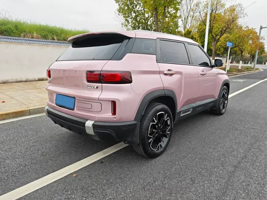 2023 Geely ICON 1.5T 181HP L4 7DCT,autocango,china used car exporter,china ev exporter,chinese used car exporter,chinese used ev exporter