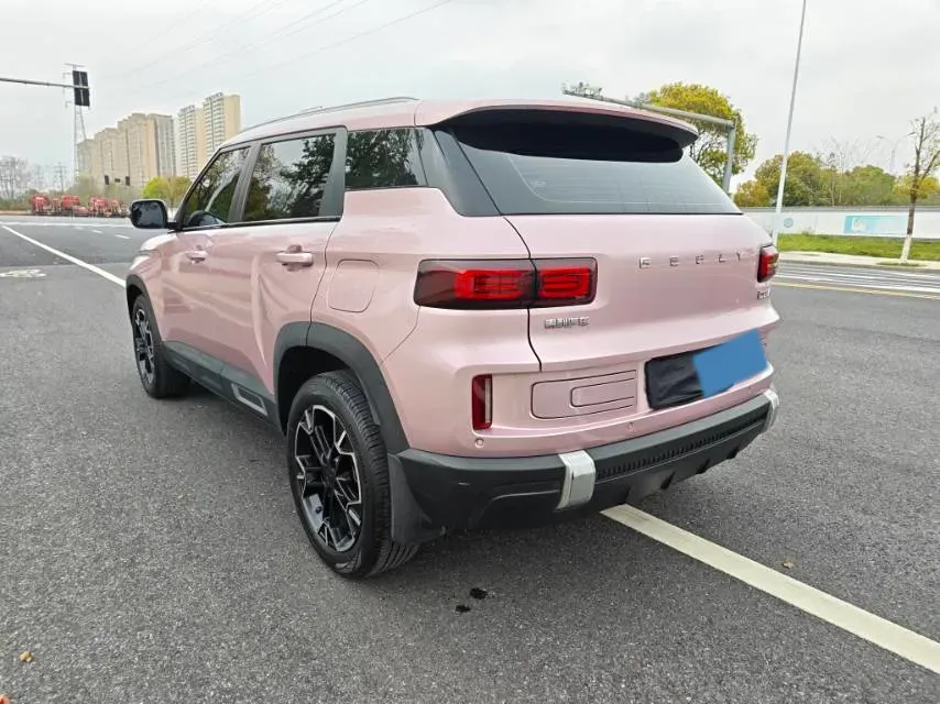 2023 Geely ICON 1.5T 181HP L4 7DCT,autocango,china used car exporter,china ev exporter,chinese used car exporter,chinese used ev exporter