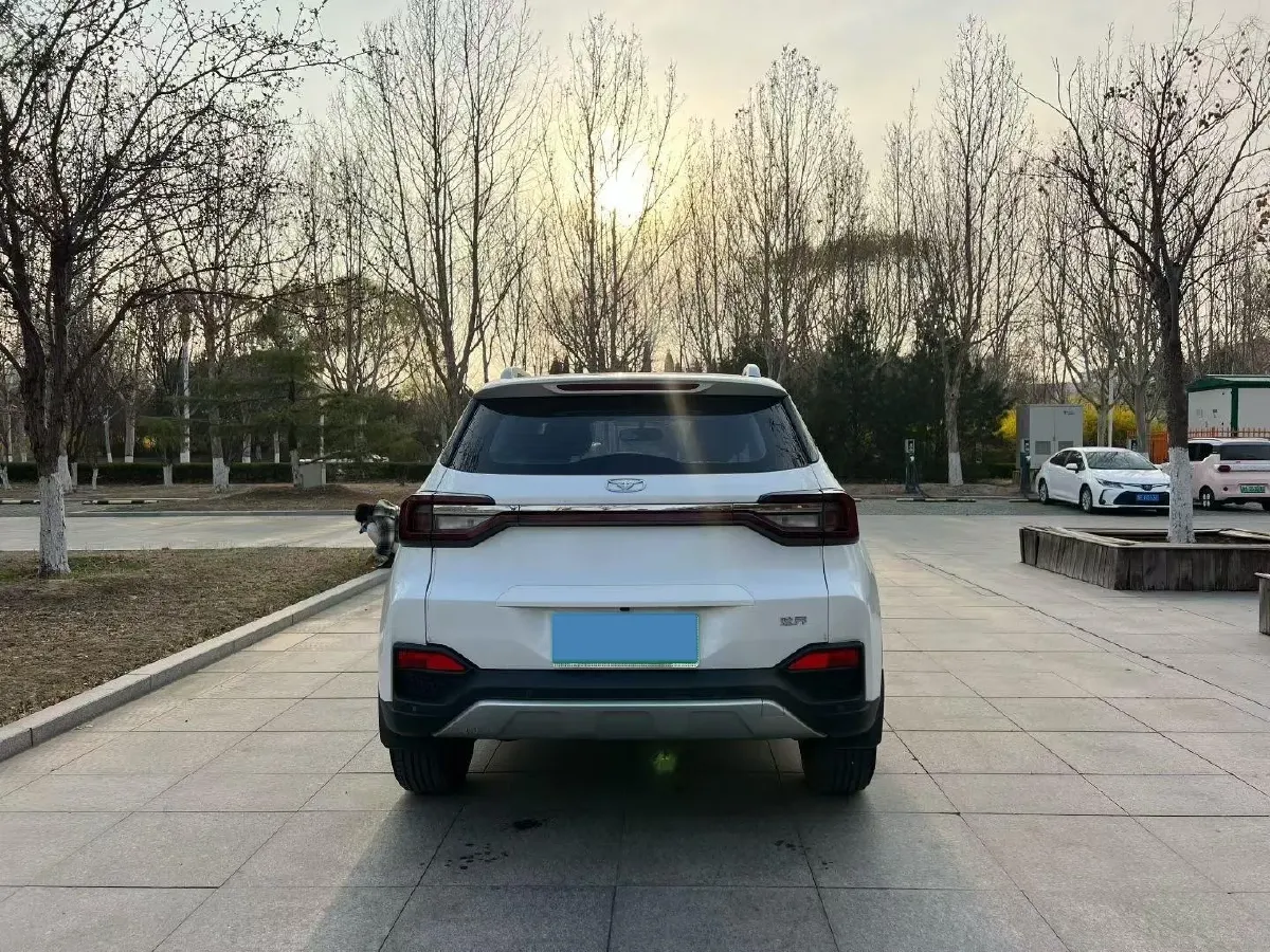 2023 KaiYi XuanJie 1.5L 116HP L4 CVT,autocango,china used car exporter,china ev exporter,chinese used car exporter,chinese used ev exporter