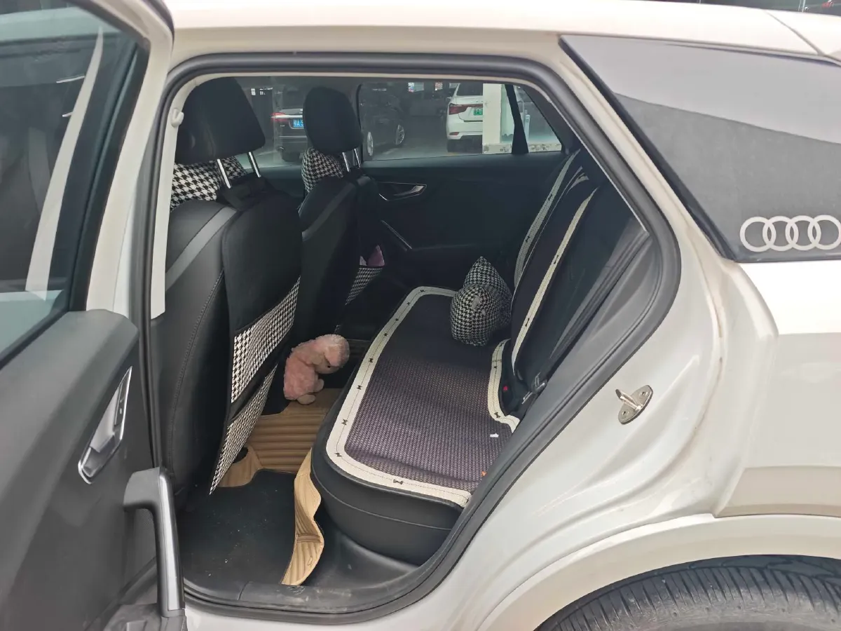2022 Audi Q2L 1.4T 150HP L4 7DCT,autocango,china used car exporter,china ev exporter,chinese used car exporter,chinese used ev exporter