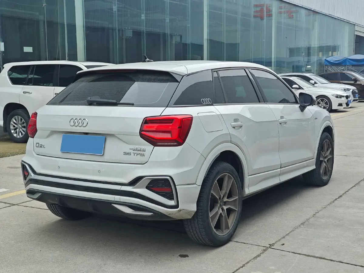 2022 Audi Q2L 1.4T 150HP L4 7DCT,autocango,china used car exporter,china ev exporter,chinese used car exporter,chinese used ev exporter