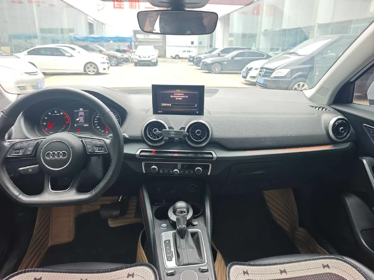 2022 Audi Q2L 1.4T 150HP L4 7DCT,autocango,china used car exporter,china ev exporter,chinese used car exporter,chinese used ev exporter