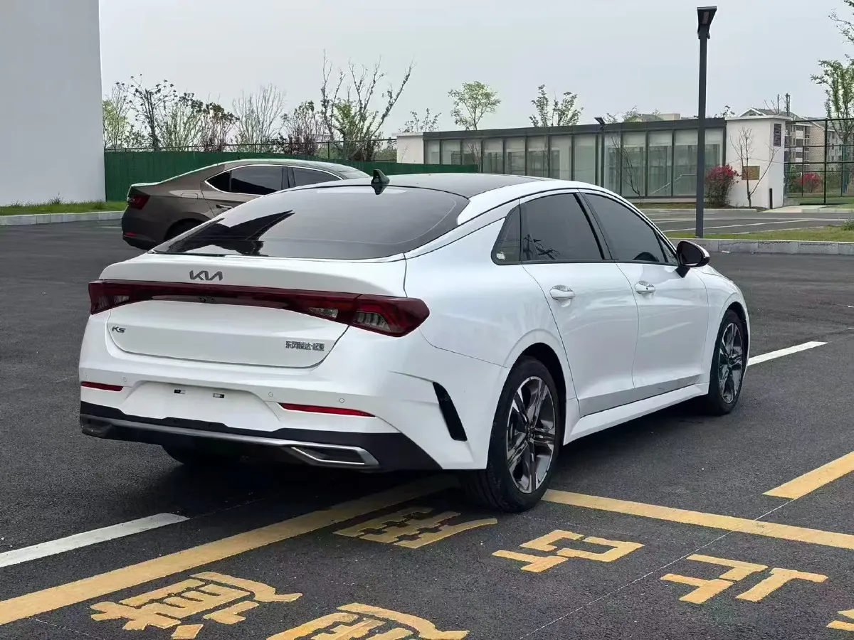 2020 Kia K5 1.5T 170HP L4 7DCT,autocango,china used car exporter,china ev exporter,chinese used car exporter,chinese used ev exporter