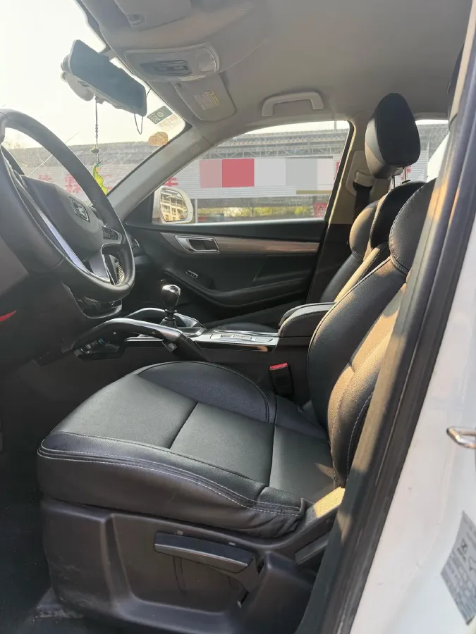 2017 Zotye SR7 1.5T 150HP L4 5MT,autocango,china used car exporter,china ev exporter,chinese used car exporter,chinese used ev exporter