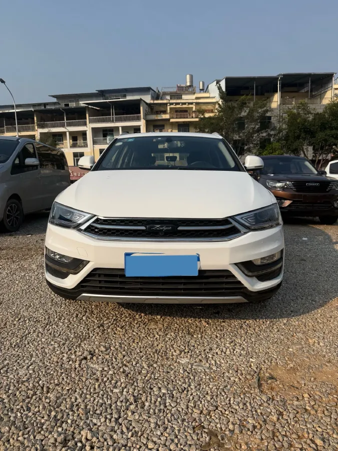 2017 Zotye SR7 1.5T 150HP L4 5MT,autocango,china used car exporter,china ev exporter,chinese used car exporter,chinese used ev exporter