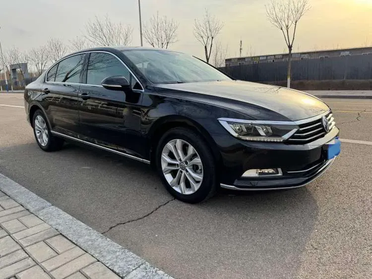 2018 Volkswagen Magotan 1.8T 180HP L4 7DCT,autocango,china used car exporter,china ev exporter,chinese used car exporter,chinese used ev exporter