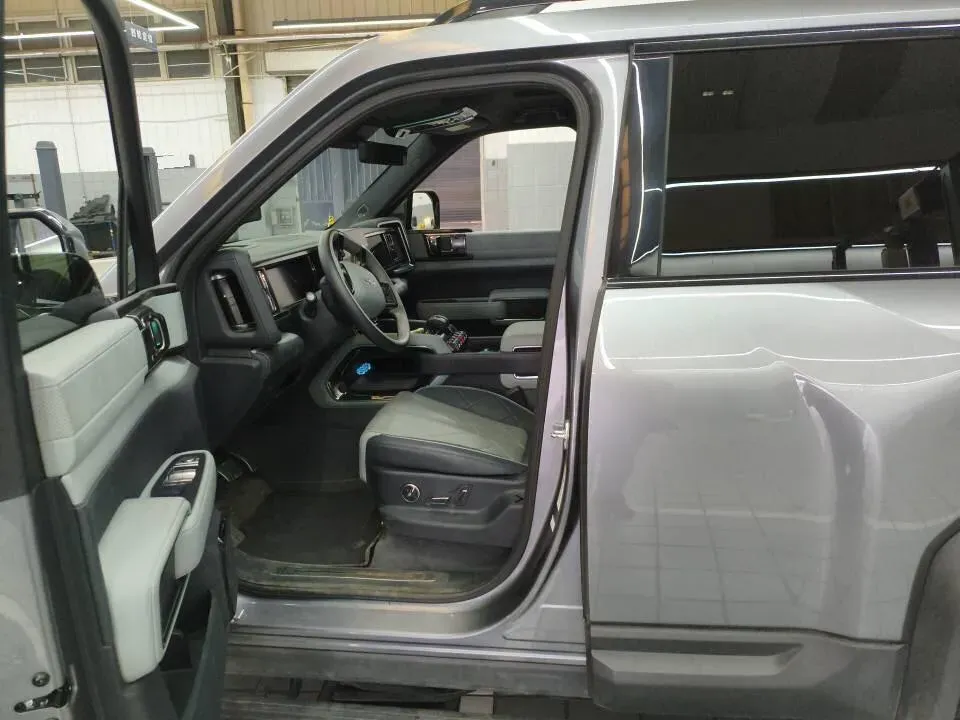 2023 Toyota Crown Kluger 2.5L 189HP L4 E-CVT Hybrid,autocango,china used car exporter,china ev exporter,chinese used car exporter,chinese used ev exporter