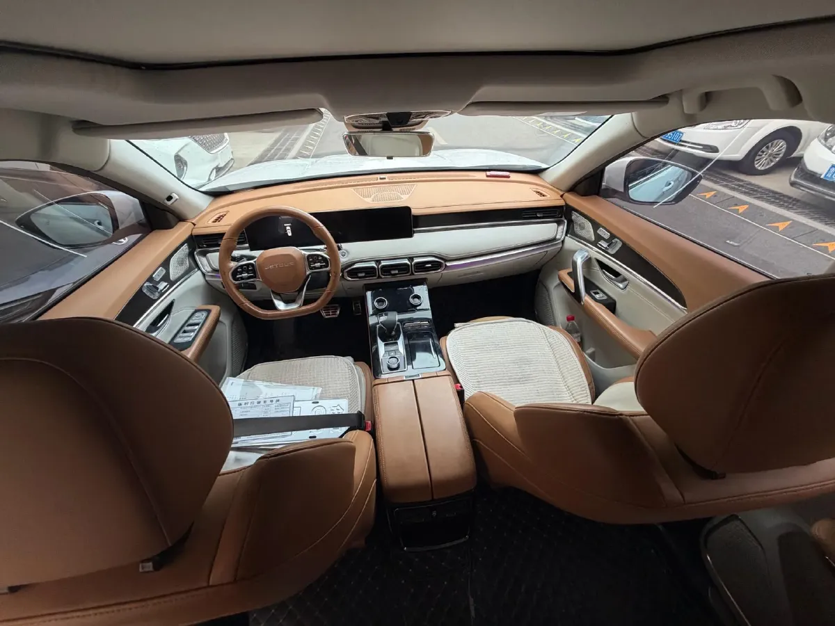 2021 Jetour X70 1.6T 197HP L4 7DCT,autocango,china used car exporter,china ev exporter,chinese used car exporter,chinese used ev exporter