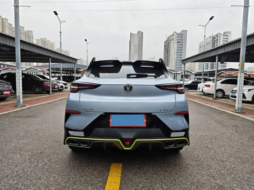 2022 ChangAn UNI-T 1.5T 188HP L4 7DCT,autocango,china used car exporter,china ev exporter,chinese used car exporter,chinese used ev exporter