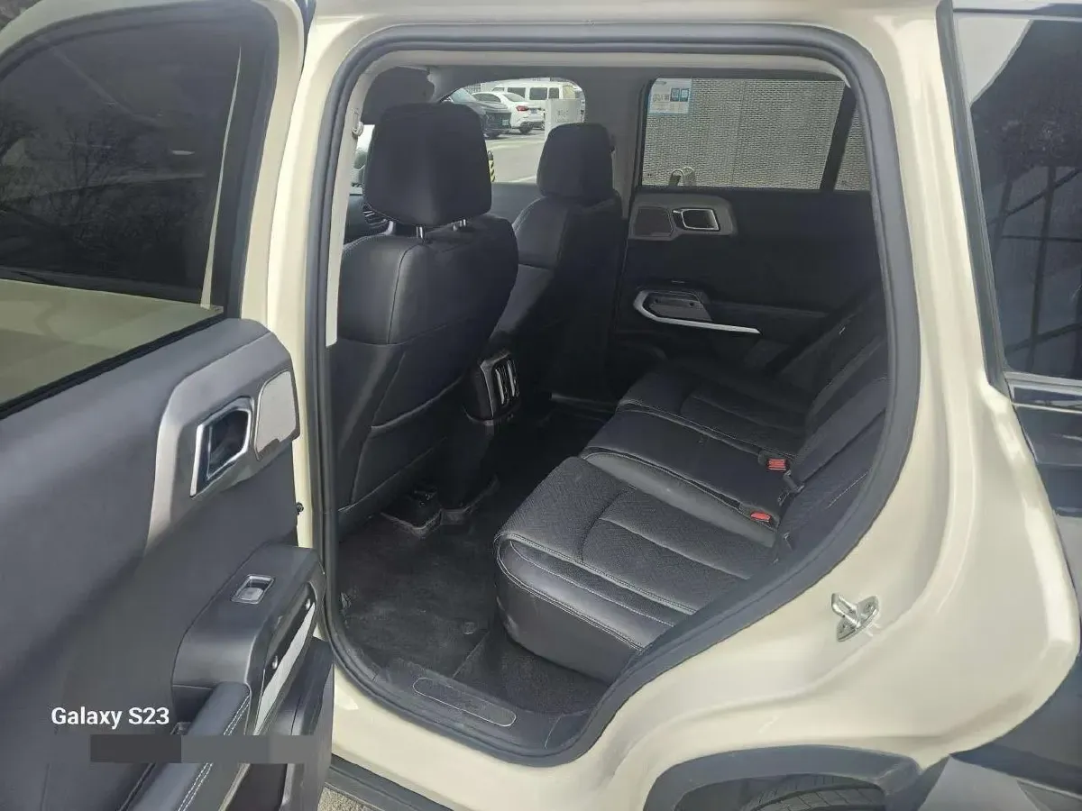 2025 FangChengBao Tai 3 BEV,autocango,china used car exporter,china ev exporter,chinese used car exporter,chinese used ev exporter