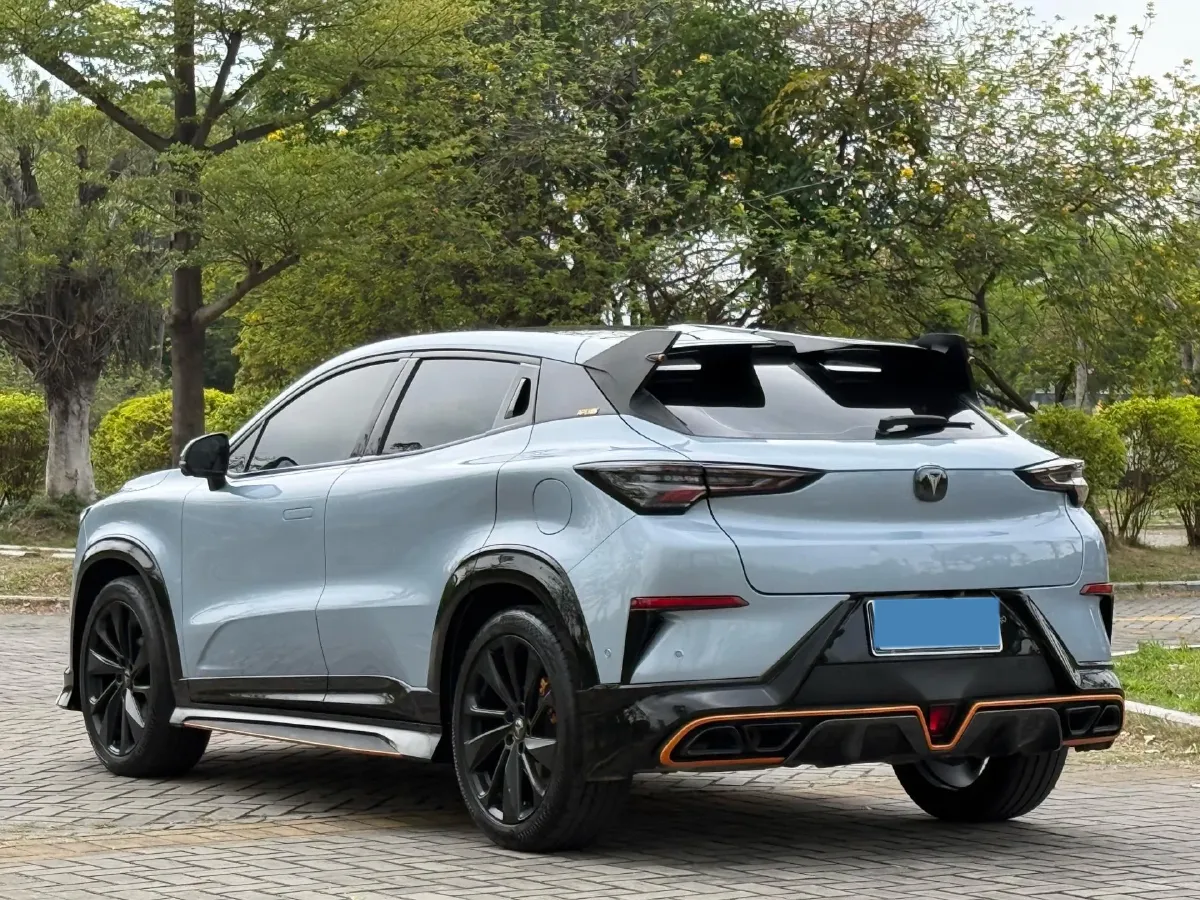 2022 ChangAn UNI-T 1.5T 188HP L4 7DCT,autocango,china used car exporter,china ev exporter,chinese used car exporter,chinese used ev exporter