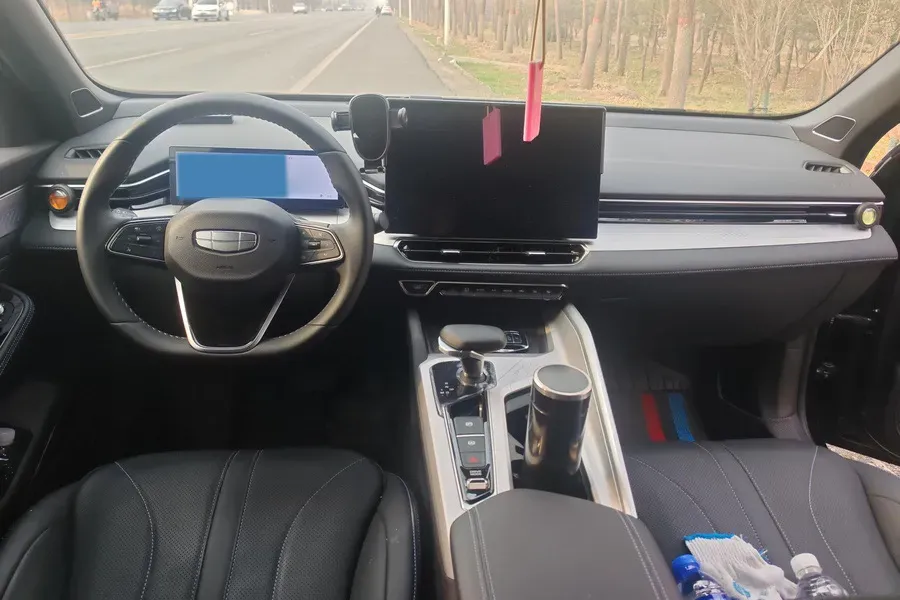 2025 Geely Preface 1.5T 181HP L4 7DCT,autocango,china used car exporter,china ev exporter,chinese used car exporter,chinese used ev exporter