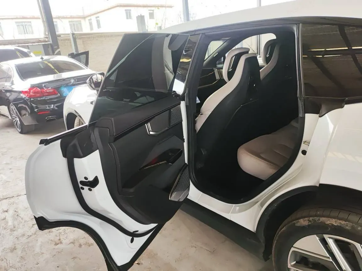 2023 HiPhi Y BEV 115KWH,autocango,china used car exporter,china ev exporter,chinese used car exporter,chinese used ev exporter