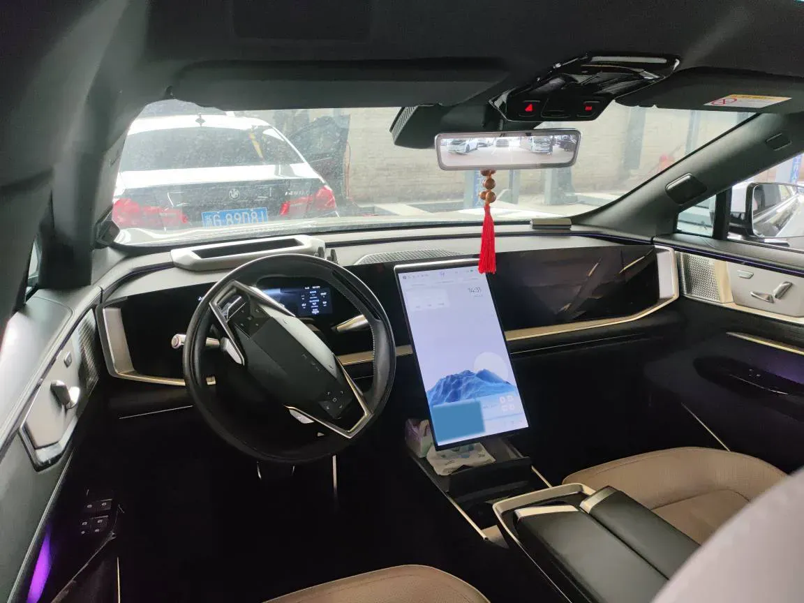 2023 HiPhi Y BEV 115KWH,autocango,china used car exporter,china ev exporter,chinese used car exporter,chinese used ev exporter