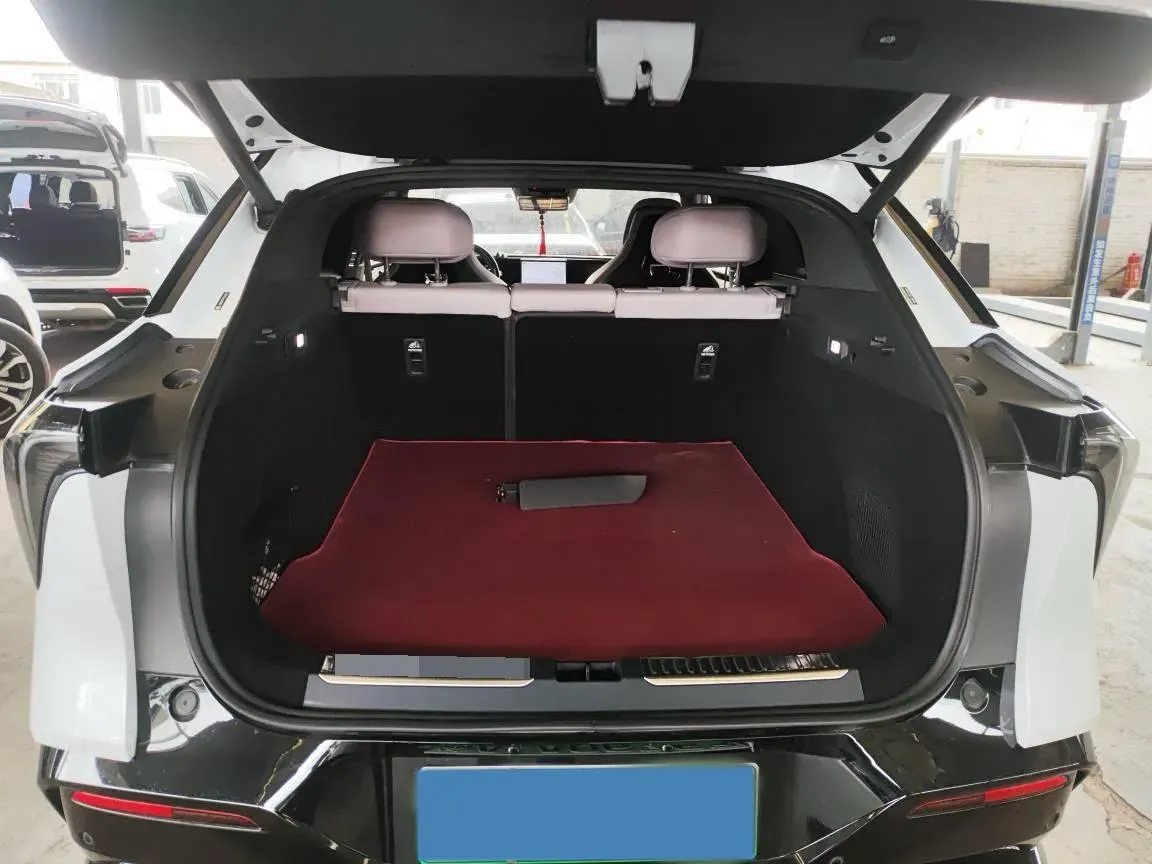 2023 HiPhi Y BEV 115KWH,autocango,china used car exporter,china ev exporter,chinese used car exporter,chinese used ev exporter