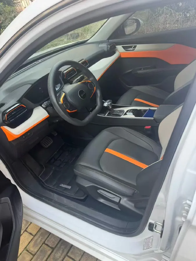 2023 DongFeng Aeolus YiXuan 1.5L 125HP L4 6DCT,autocango,china used car exporter,china ev exporter,chinese used car exporter,chinese used ev exporter