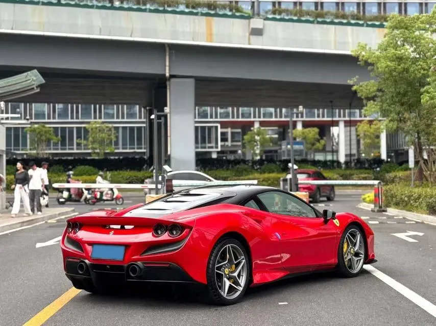 2019 Aston Martin DB11 5.2T 639HP V12 8AT,autocango,china used car exporter,china ev exporter,chinese used car exporter,chinese used ev exporter