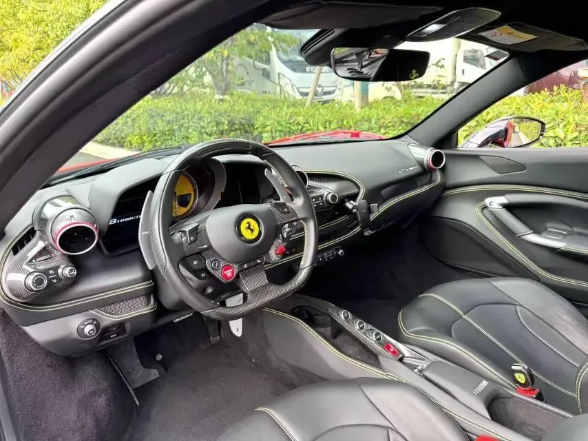 2019 Aston Martin DB11 5.2T 639HP V12 8AT,autocango,china used car exporter,china ev exporter,chinese used car exporter,chinese used ev exporter