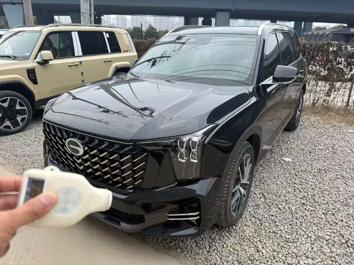 2022 GAC Trumpchi GS8 2.0T 252HP L4 8AT,autocango,china used car exporter,china ev exporter,chinese used car exporter,chinese used ev exporter