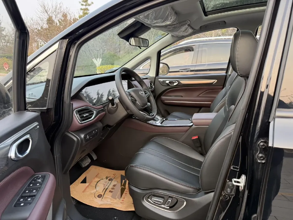 2023 GAC Trumpchi M6 1.5T 177HP L4 7DCT,autocango,china used car exporter,china ev exporter,chinese used car exporter,chinese used ev exporter