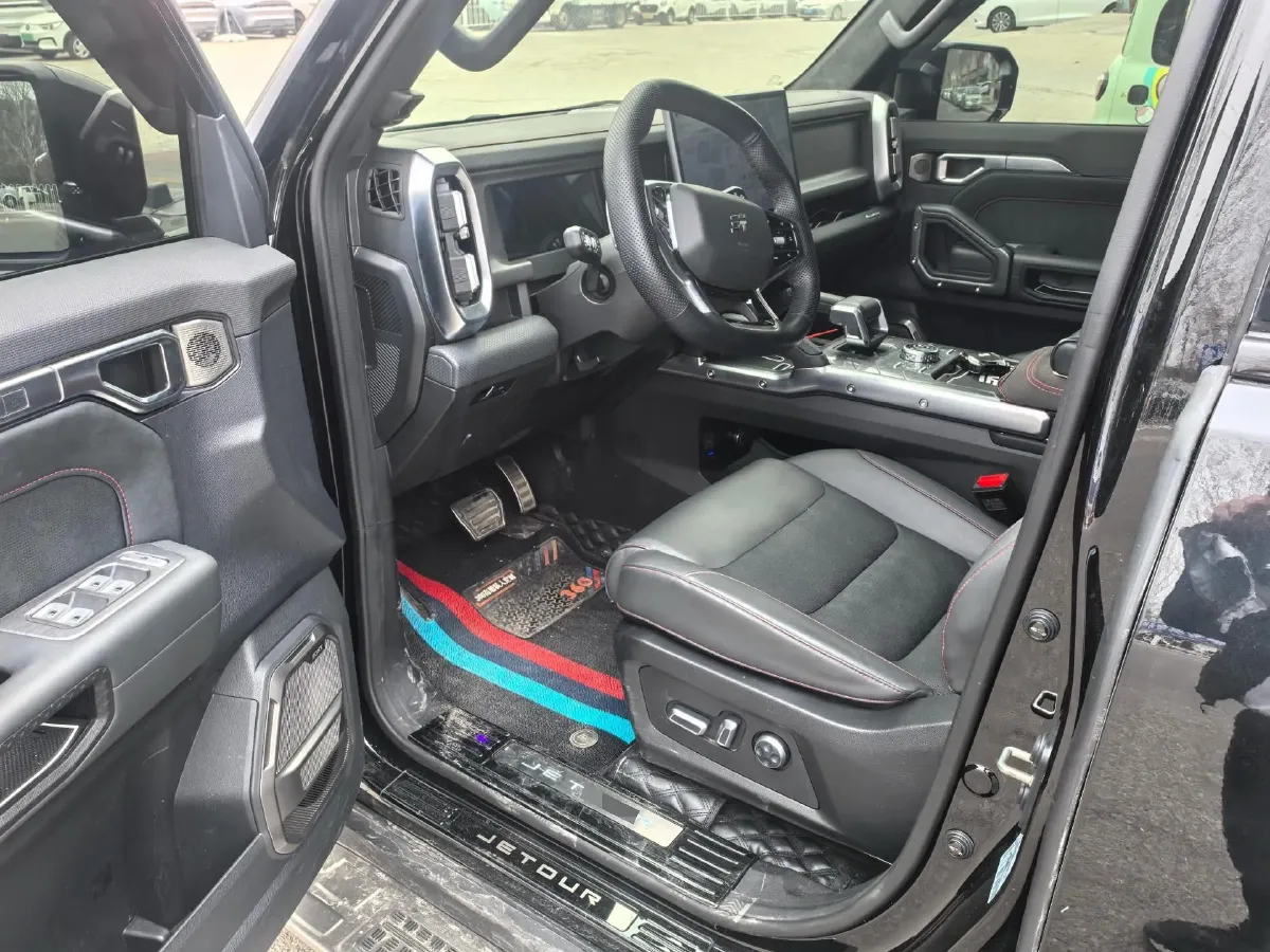 2023 Jetour Traveller 2.0T 254HP L4 7DCT,autocango,china used car exporter,china ev exporter,chinese used car exporter,chinese used ev exporter