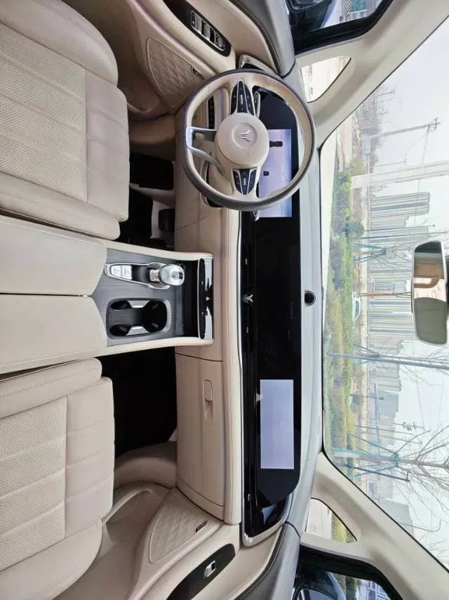 2022 Voyah Dream 1.5T 136HP L4 PHEV 25.57KWH,autocango,china used car exporter,china ev exporter,chinese used car exporter,chinese used ev exporter