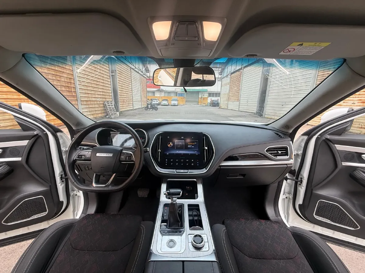 2020 Jetour X70 1.5T 156HP L4 6DCT,autocango,china used car exporter,china ev exporter,chinese used car exporter,chinese used ev exporter