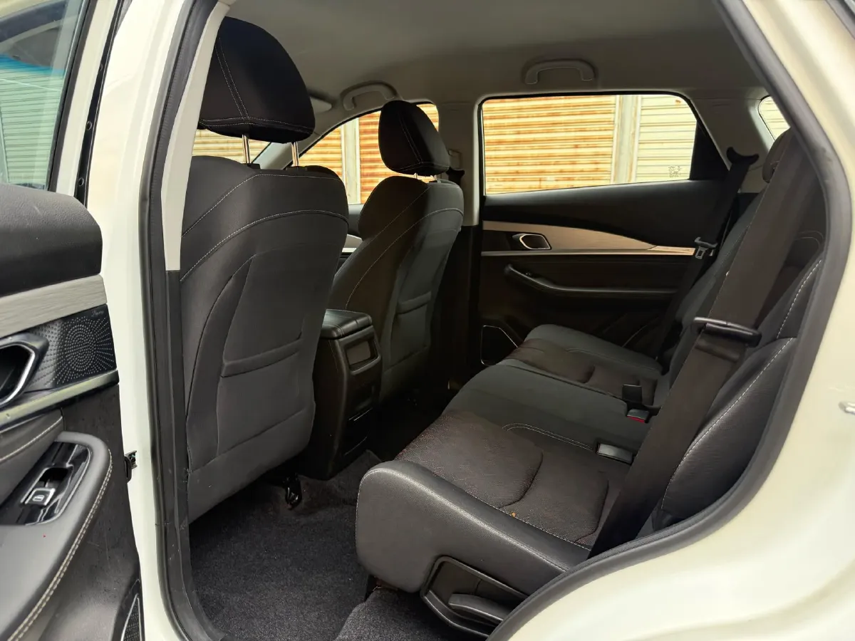 2020 Jetour X70 1.5T 156HP L4 6DCT,autocango,china used car exporter,china ev exporter,chinese used car exporter,chinese used ev exporter