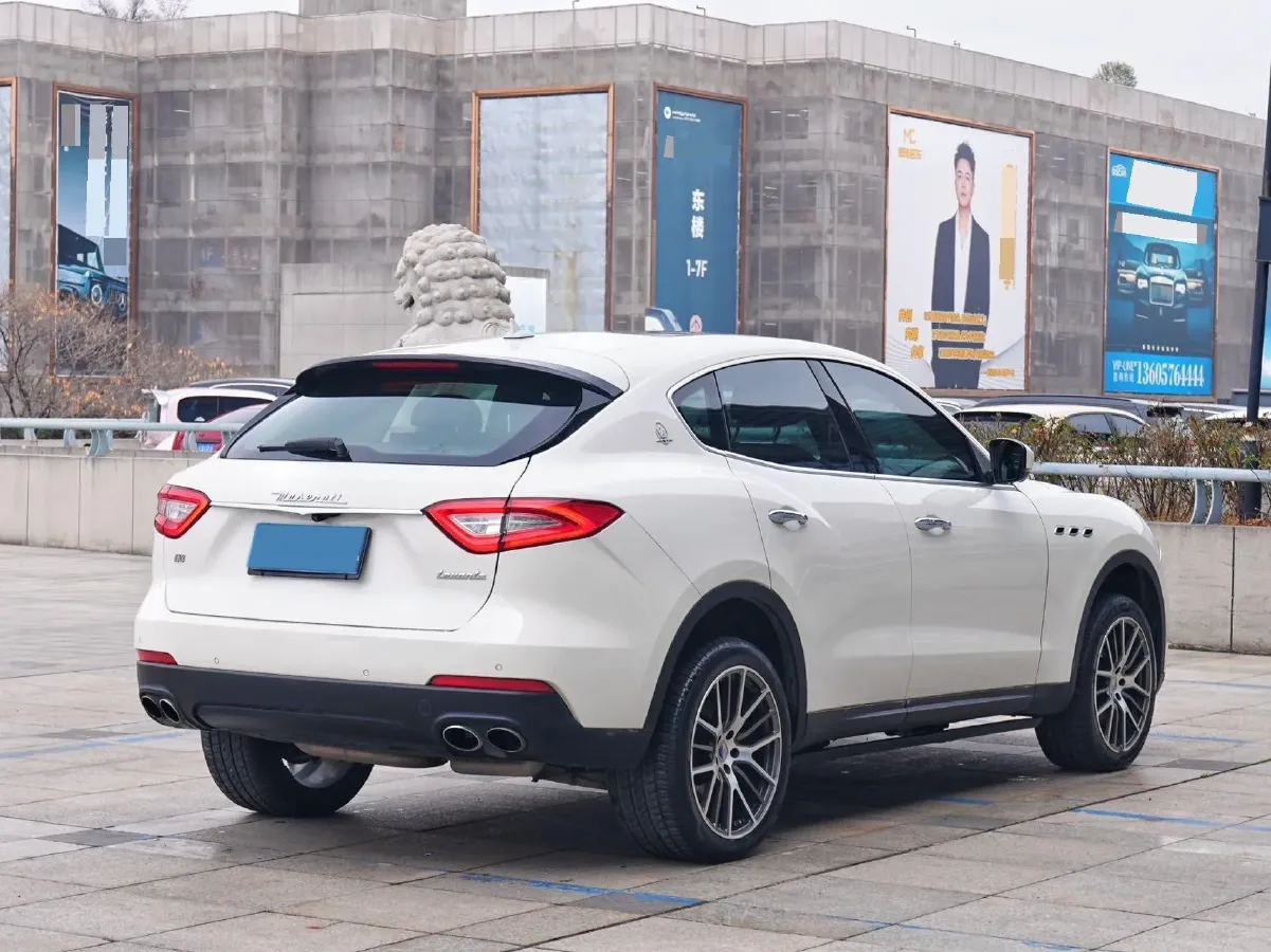 2018 Jaguar XJ 3.0T 340HP V6 8AT,autocango,china used car exporter,china ev exporter,chinese used car exporter,chinese used ev exporter