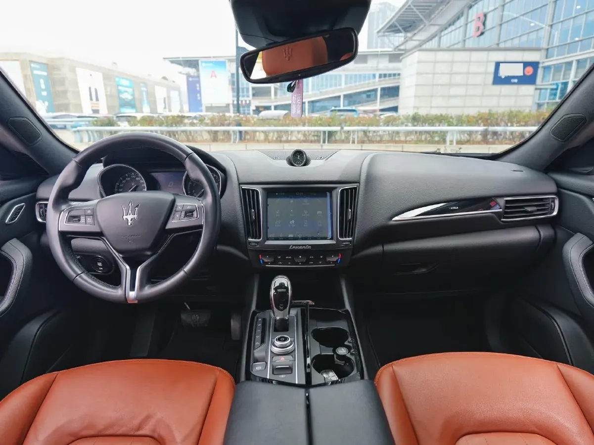 2018 Jaguar XJ 3.0T 340HP V6 8AT,autocango,china used car exporter,china ev exporter,chinese used car exporter,chinese used ev exporter